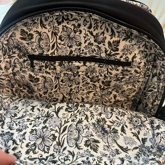 NWT Vera Bradley; Utility Large Backpack - Recycled Cotton Black - Picture 3 of 5